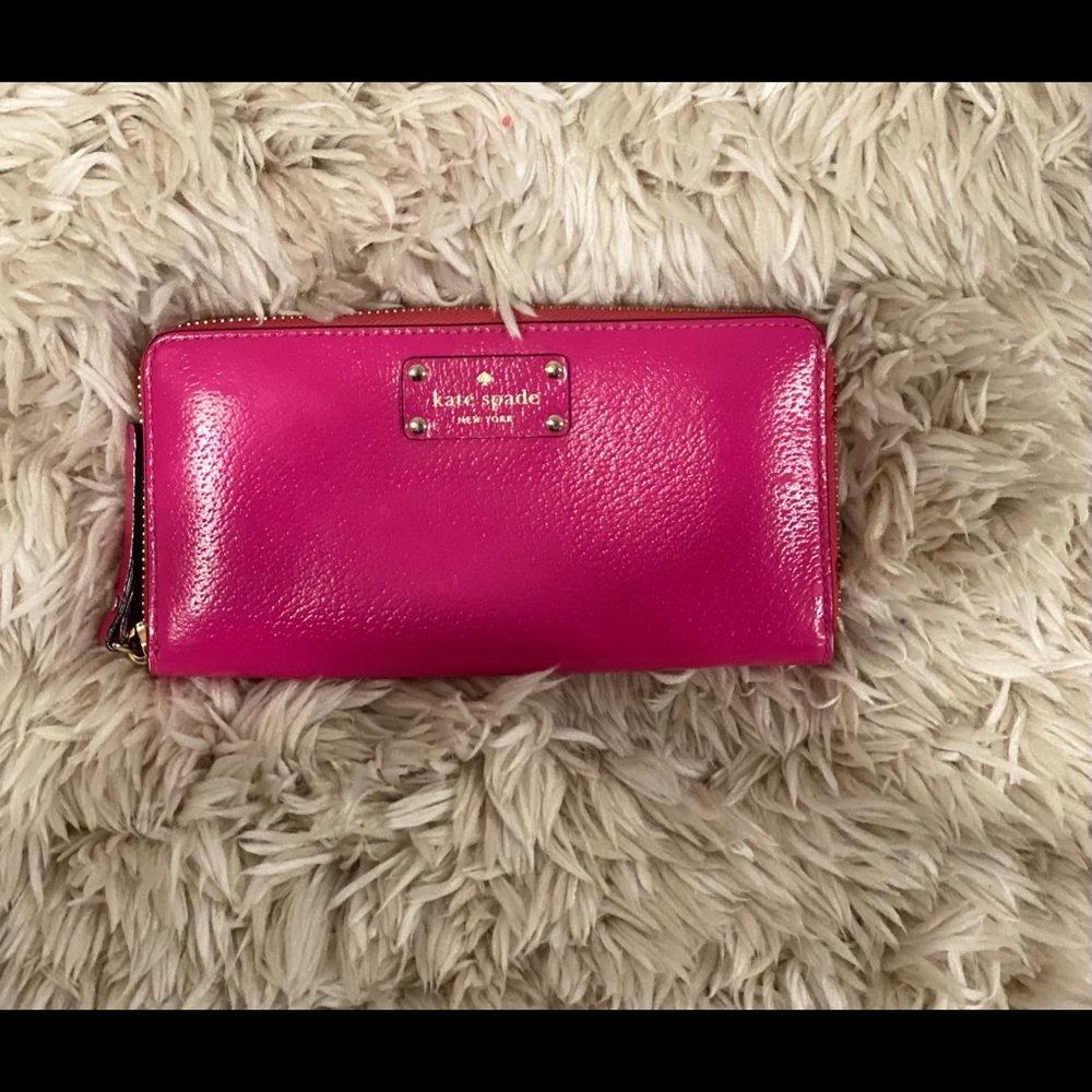 KATE SPADE PINK WALLET